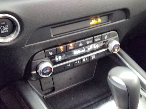 Used 2023 MAZDA CX-5 Carbon Edition image 24