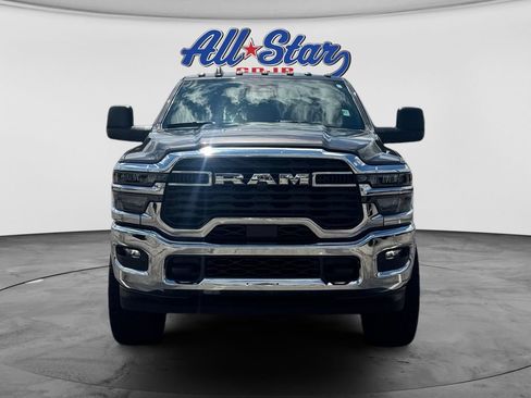 Used 2025 RAM 2500 Tradesman w/ Chrome Appearance Group AWD/4WD image 2