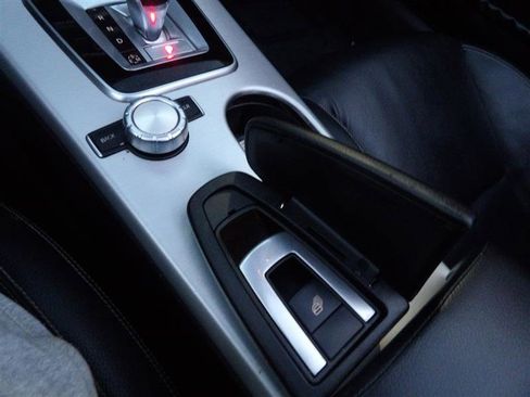 Used 2016 Mercedes-Benz SLK 300 image 30