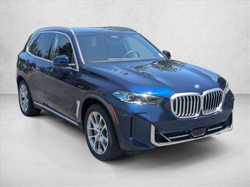 Used 2026 BMW X5 xDrive50e w/ Executive Package image 6