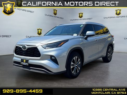 Used 2022 Toyota Highlander XLE FWD image 1