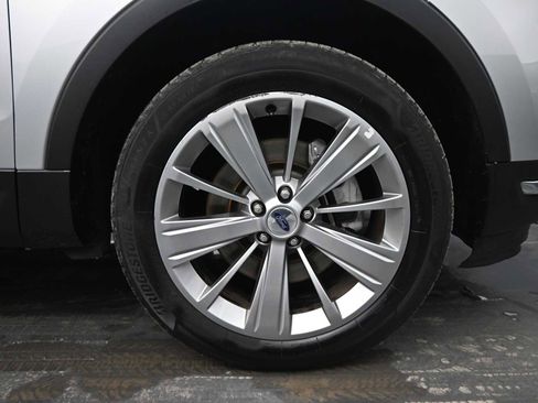 Used 2018 Ford Explorer Limited image 10