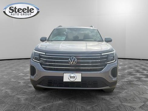 New 2026 Volkswagen Atlas SE FWD image 8