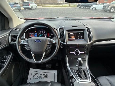 Used 2015 Ford Edge Titanium w/ Technology Package image 16