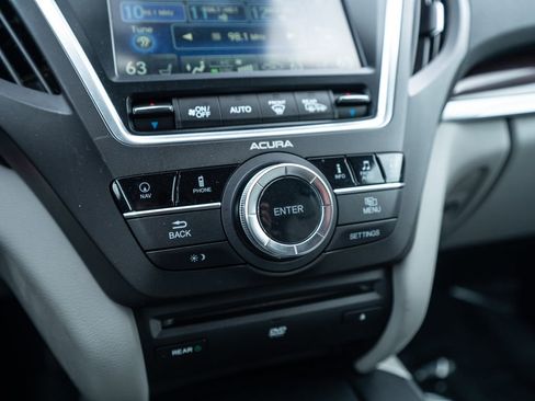 Used 2016 Acura MDX SH-AWD image 33