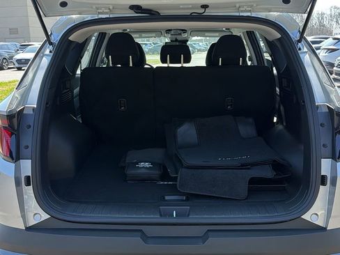 New 2026 Hyundai Tucson Blue SE image 18