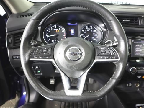 Certified 2018 Nissan Rogue SL w/ Premium Package image 10