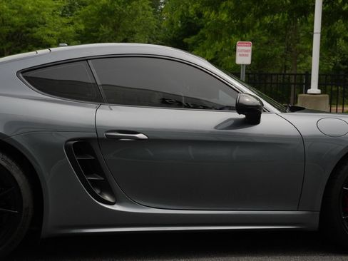 Used 2025 Porsche 718 Cayman S RWD image 13