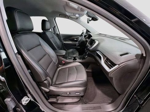 Used 2024 GMC Terrain SLT FWD image 25