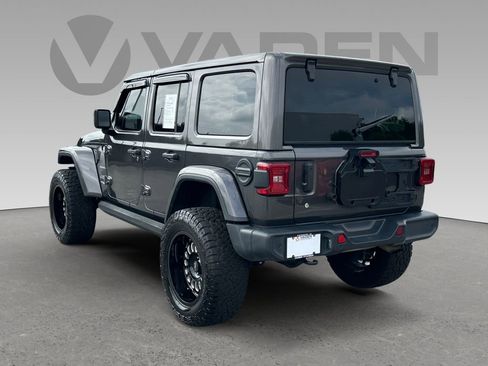 Used 2020 Jeep Wrangler Unlimited Sahara AWD/4WD image 24