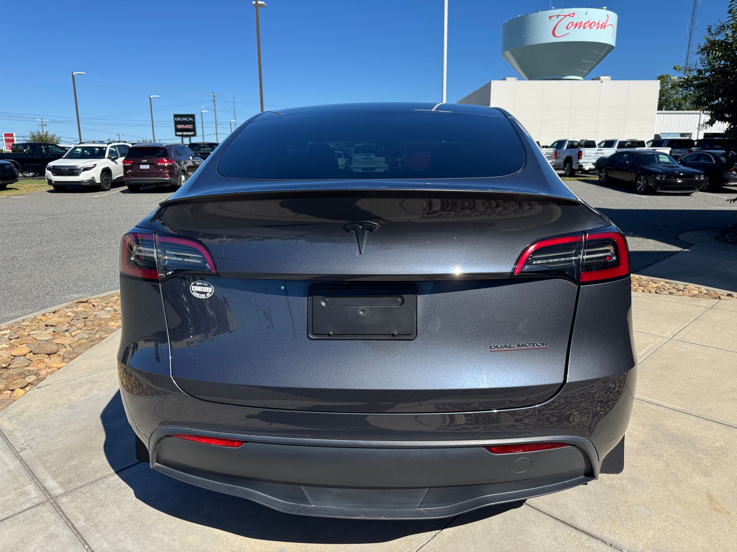 Used 2023 Tesla Model Y Performance AWD/4WD image 7