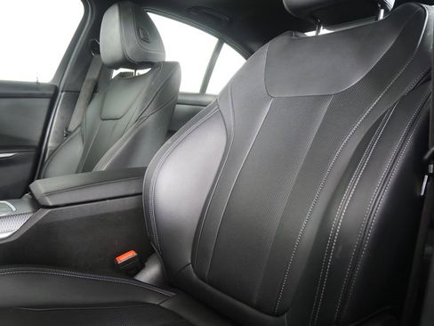 Used 2025 BMW 330i xDrive Sedan w/ Premium Package image 11