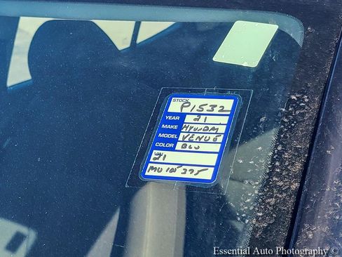 Used 2021 Hyundai Venue SE FWD image 33