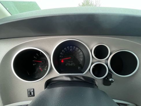 Used 2011 Toyota Sequoia Limited image 18