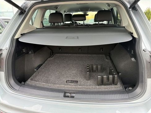 Used 2022 Volkswagen Tiguan SE image 20