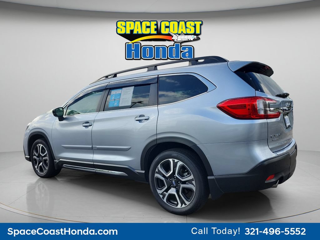 Used 2024 Subaru Ascent Limited w/ Technology Package AWD/4WD image 5