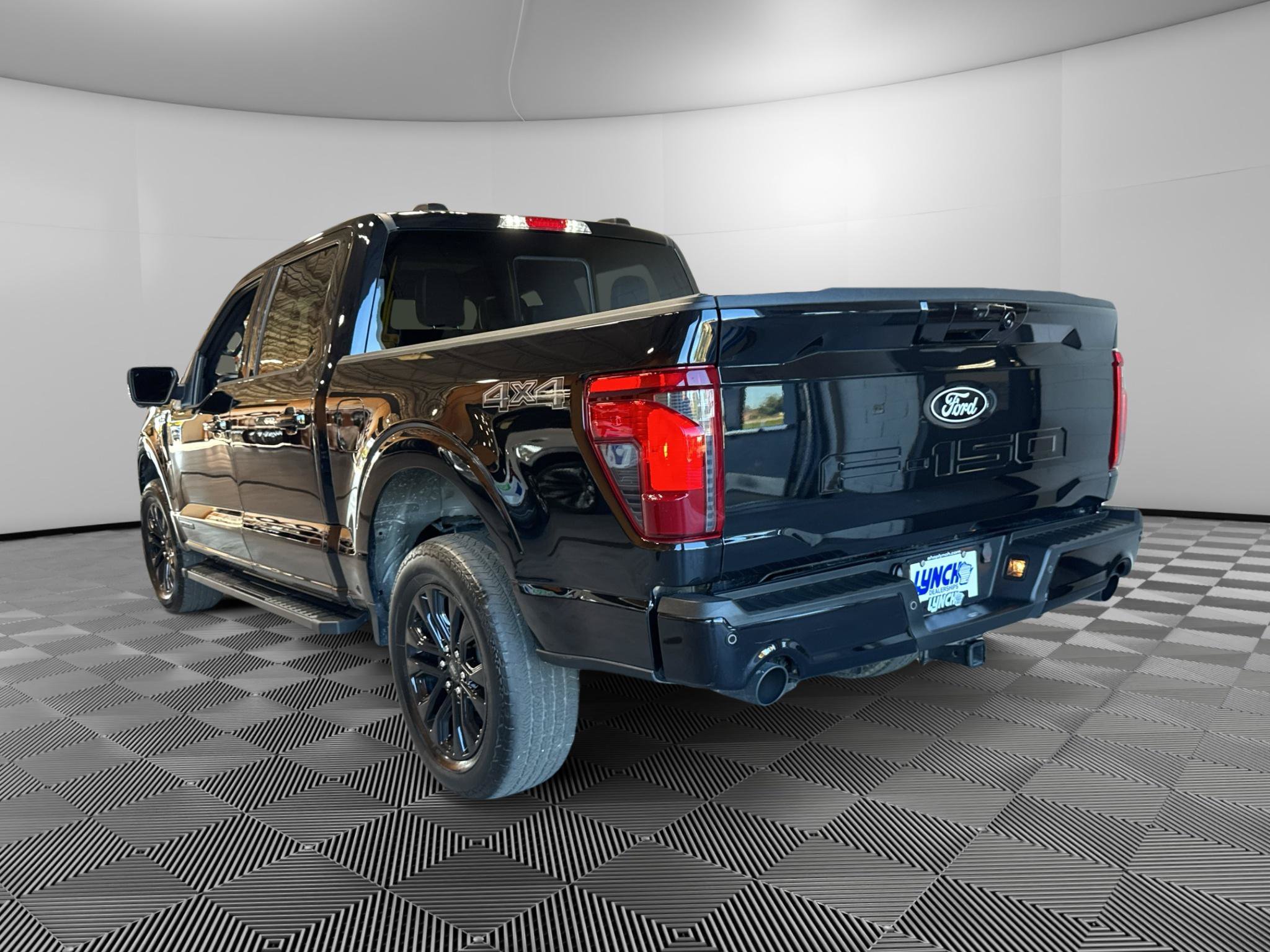 Used 2024 Ford F150 XLT w/ Equipment Group 303A High AWD/4WD image 3