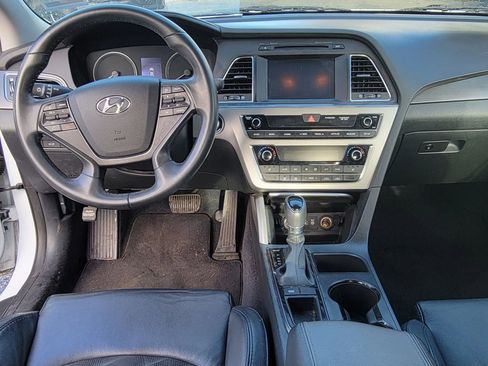 Used 2016 Hyundai Sonata Sport w/ Option Group 02 image 6