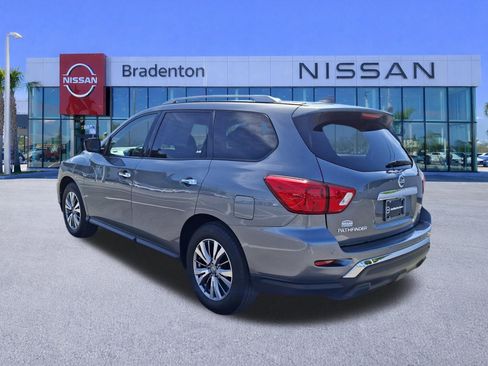 Used 2020 Nissan Pathfinder SV FWD image 7