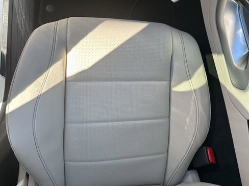 Certified 2025 Mercedes-Benz GLS 450 4MATIC image 17