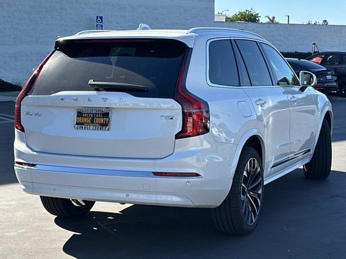 New 2026 Volvo XC90 T8 Plus w/ Protection Package Premier image 4