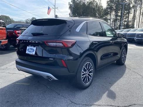 Used 2024 Ford Escape SE FWD image 4