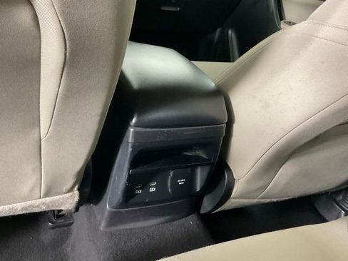 Used 2019 Ford Ranger XLT w/ Equipment Group 302A Luxury RWD image 17
