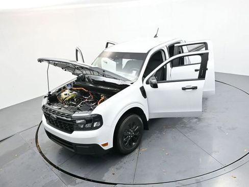 Used 2023 Ford Maverick XLT w/ Black Appearance Package image 40