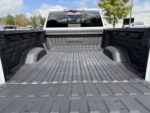 New 2026 GMC Sierra 2500 AT4 w/ AT4 Premium Plus Package image 30