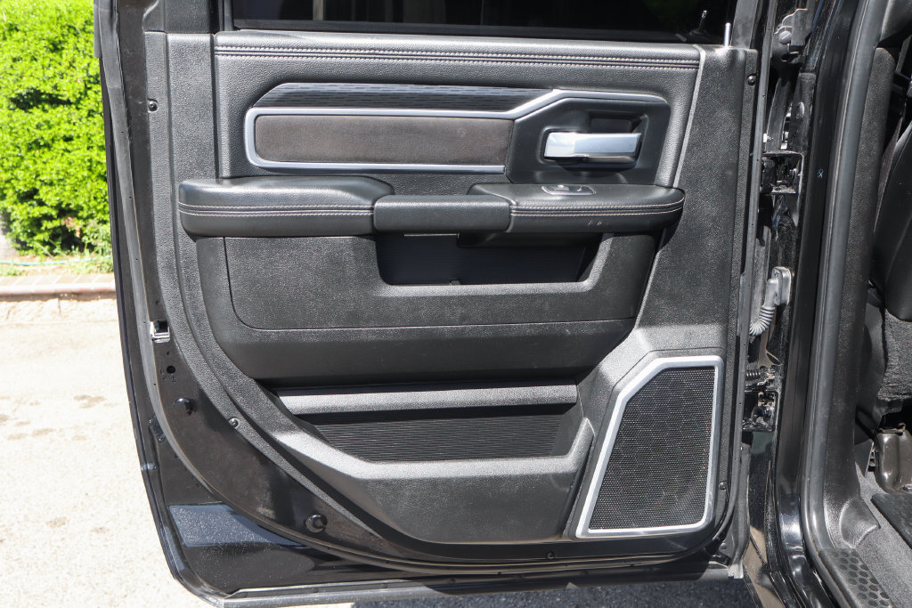 Used 2024 RAM 2500 Laramie w/ Night Edition AWD/4WD image 40