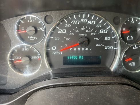 Used 2021 Chevrolet Express 2500 Extended w/ Driver Convenience Package image 6