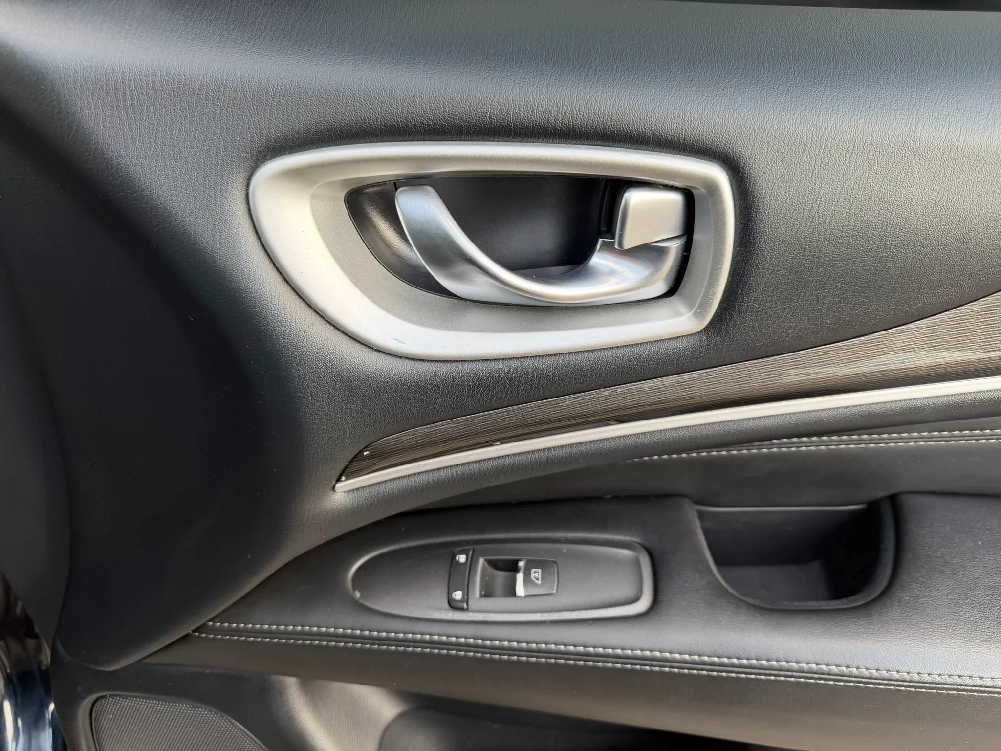 Used 2019 INFINITI QX60 Pure AWD/4WD image 26