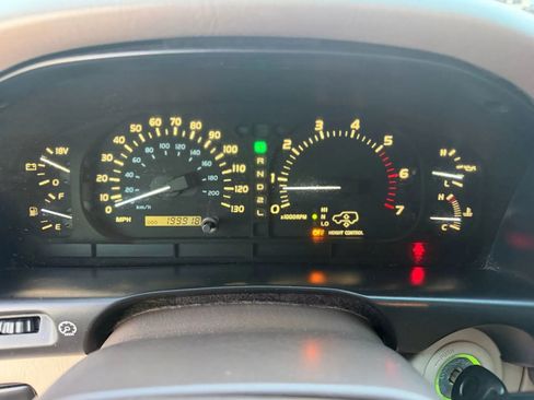 Used 2000 Lexus LX 470 4WD image 24