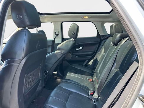 Used 2017 Land Rover Range Rover Evoque SE AWD/4WD image 8