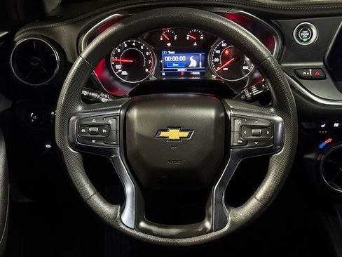 Used 2022 Chevrolet Blazer LT image 25
