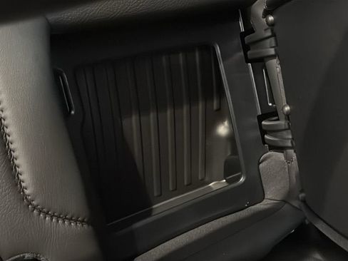 New 2026 GMC Sierra 3500 Denali AWD/4WD image 16