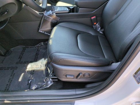 New 2026 Kia Sportage EX FWD image 17