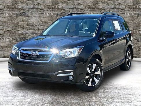 Used 2018 Subaru Forester 2.5i Limited AWD/4WD image 3
