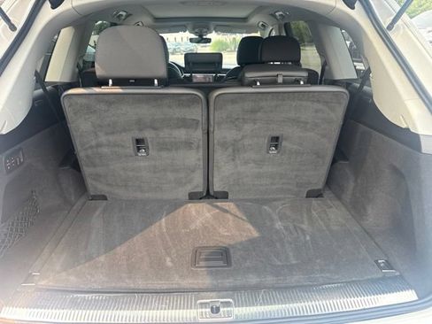 Used 2023 Audi Q7 3.0T Premium Plus AWD/4WD image 22