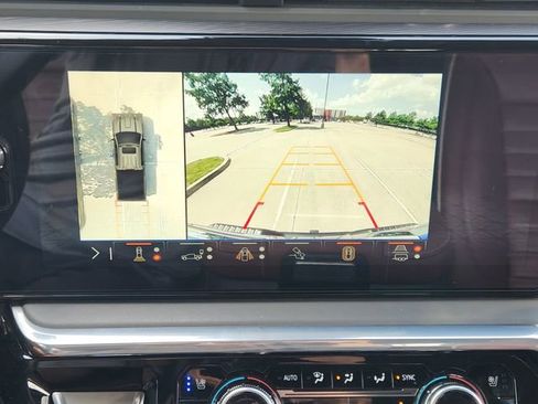 Used 2025 GMC Sierra 2500 Denali Ultimate AWD/4WD image 19