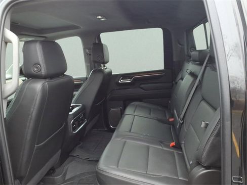 Used 2024 GMC Sierra 2500 Denali w/ Denali Reserve Package image 8