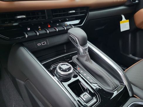 New 2026 GMC Canyon AT4 w/ Technology Plus Package image 18