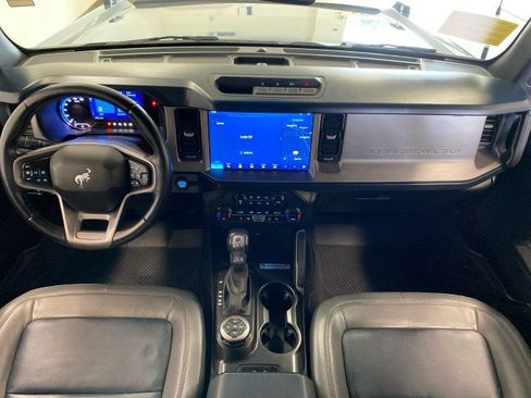 Used 2023 Ford Bronco Outer Banks AWD/4WD image 14