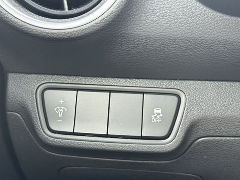 Used 2024 Kia Forte LXS FWD image 30