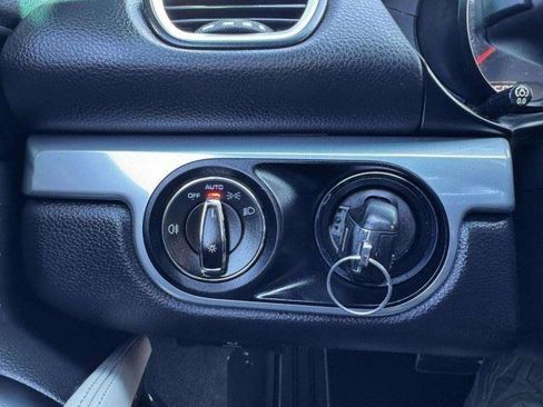 Used 2018 Porsche 718 Boxster S RWD image 22