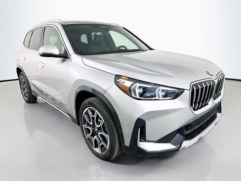 New 2026 BMW X1 xDrive28i w/ Convenience Package image 3
