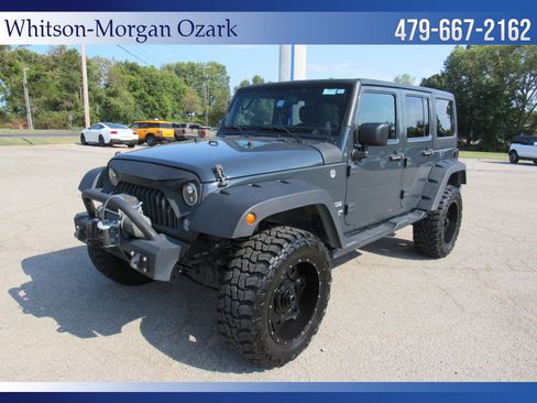 Used 2017 Jeep Wrangler Unlimited Sport w/ Quick Order Package 24S AWD/4WD image 3