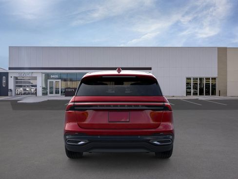 New 2026 Lincoln Nautilus Premier AWD/4WD image 5