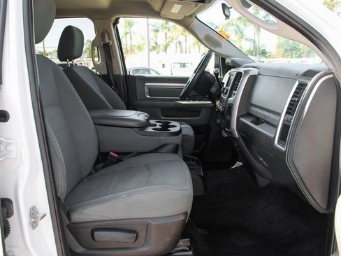 Used 2017 RAM 2500 SLT image 35