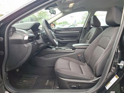 Certified 2023 Nissan Altima 2.5 SV image 13